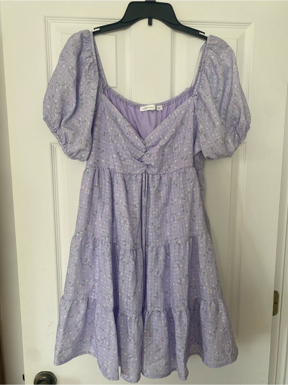 Altar'd State Lavender Puff-Sleeve Tiered Dress
